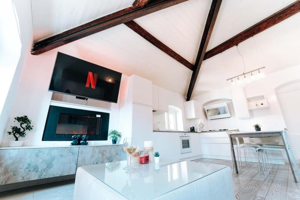Loft Cavour - Teatro Ariston Apartment Сан Ремо Екстериор снимка